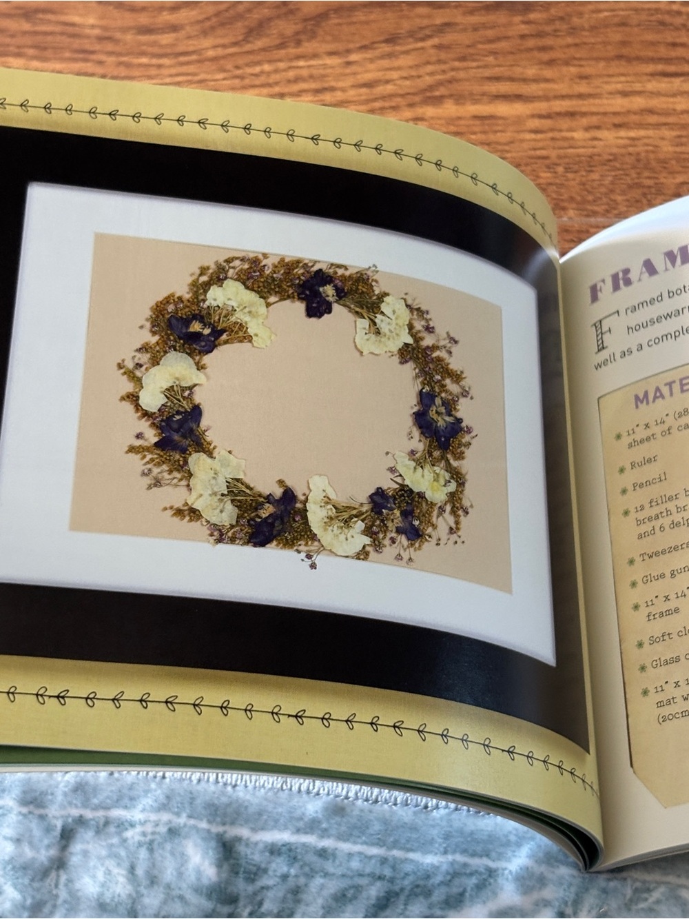 Flower and Leaf Press kit with book - Picture 11 of 12